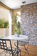 San Isidro Plaza Hotel