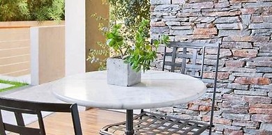 San Isidro Plaza Hotel