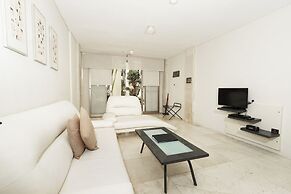 FuramaXclusive Ocean Beach, Seminyak, Bali