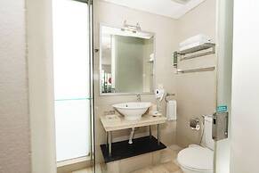 FuramaXclusive Ocean Beach, Seminyak, Bali