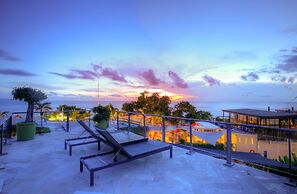 FuramaXclusive Ocean Beach, Seminyak, Bali