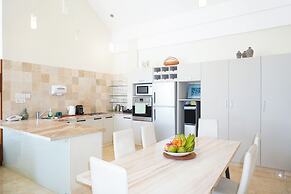 FuramaXclusive Ocean Beach, Seminyak, Bali