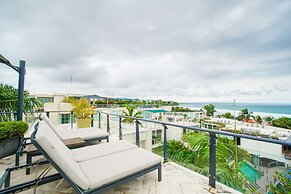 FuramaXclusive Ocean Beach, Seminyak, Bali