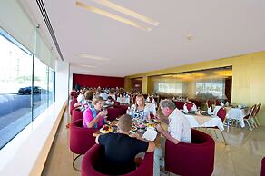 Al Bustan Residence Hotel Apartments