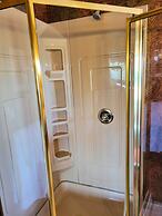 Altland House Inn and Suites