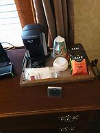 Altland House Inn and Suites