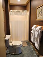 Altland House Inn and Suites