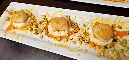 Altland House Inn and Suites