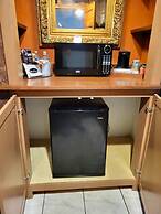 Altland House Inn and Suites