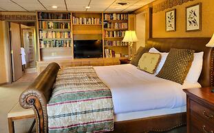 Altland House Inn and Suites