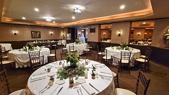 Altland House Inn and Suites