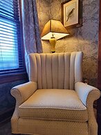 Altland House Inn and Suites