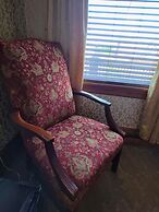 Altland House Inn and Suites