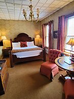 Altland House Inn and Suites