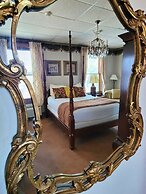 Altland House Inn and Suites