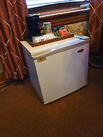 Altland House Inn and Suites