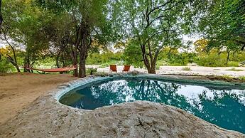 Umlani Bushcamp - Lodge