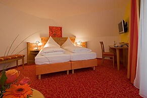 Landgasthof & Land-gut-Hotel Zur Rose