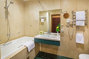 Volynskoye Congress Park