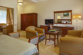 Volynskoye Congress Park