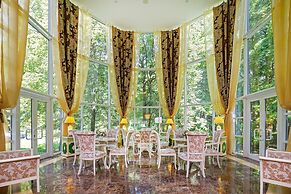 Volynskoye Congress Park