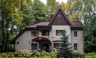 Volynskoye Congress Park