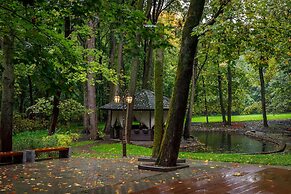 Volynskoye Congress Park