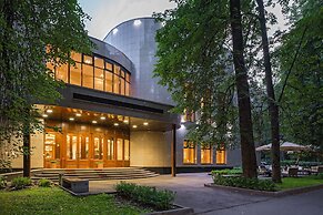 Volynskoye Congress Park