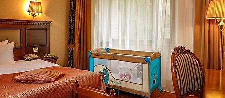 Volynskoye Congress Park