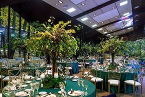 Volynskoye Congress Park