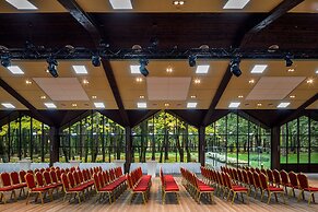 Volynskoye Congress Park