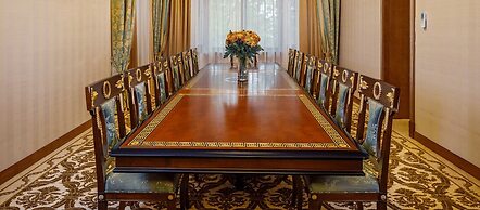 Volynskoye Congress Park