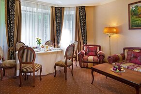 Volynskoye Congress Park