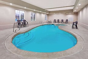 La Quinta Inn & Suites by Wyndham Sulphur Springs
