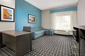 La Quinta Inn & Suites by Wyndham Sulphur Springs