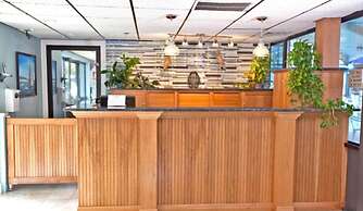 Holly Tree Resort
