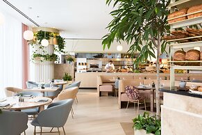 Fairmont Pacific Rim