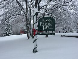 Inn at Pleasant Lake