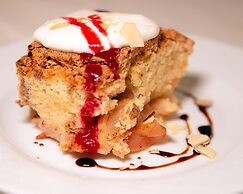 Inn at Pleasant Lake