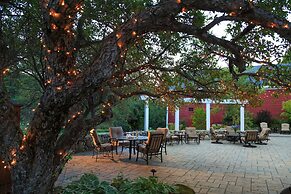 Inn at Pleasant Lake