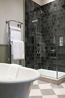 Dumbleton Hall Hotel