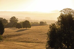 Dumbleton Hall Hotel