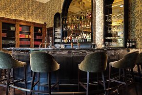 Dumbleton Hall Hotel