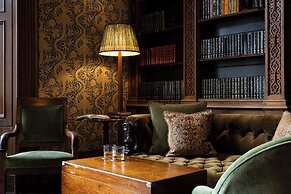 Dumbleton Hall Hotel