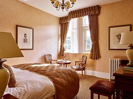 Dumbleton Hall Hotel