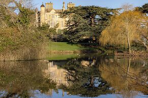 Dumbleton Hall Hotel