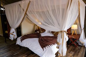 Honeyguide Tented Safari Camps - Mantobeni