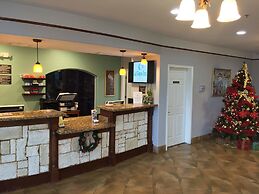 Quality Inn & Suites at The Outlets Mercedes/Weslaco