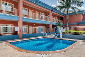 Quality Inn & Suites at The Outlets Mercedes/Weslaco
