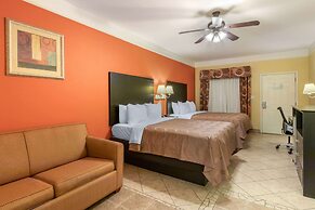 Quality Inn & Suites at The Outlets Mercedes/Weslaco